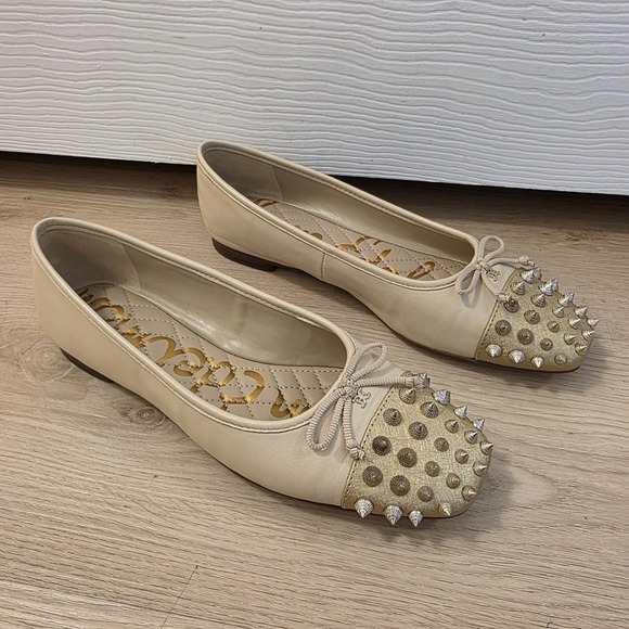 Sam Edelman Cream Leather Monet Cap Toe Studded Spikes Ballet Flats Size 7.5 - Picture 2 of 8